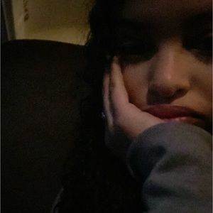 Meet your Posher, Sarai